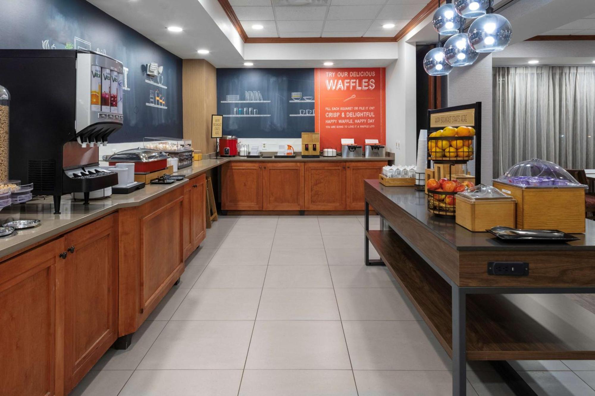 Hampton Inn Gretna - Smith Mountain Lake Extérieur photo